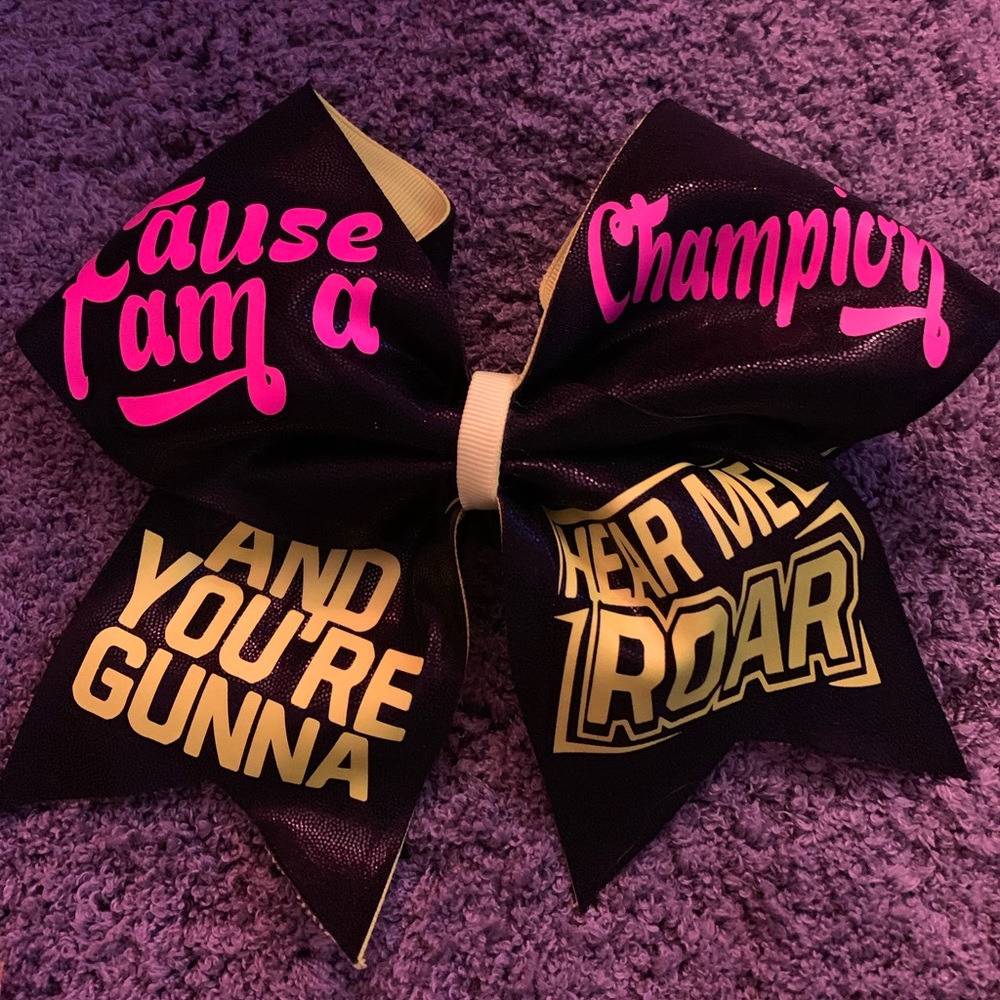 Cheerleading bow!!